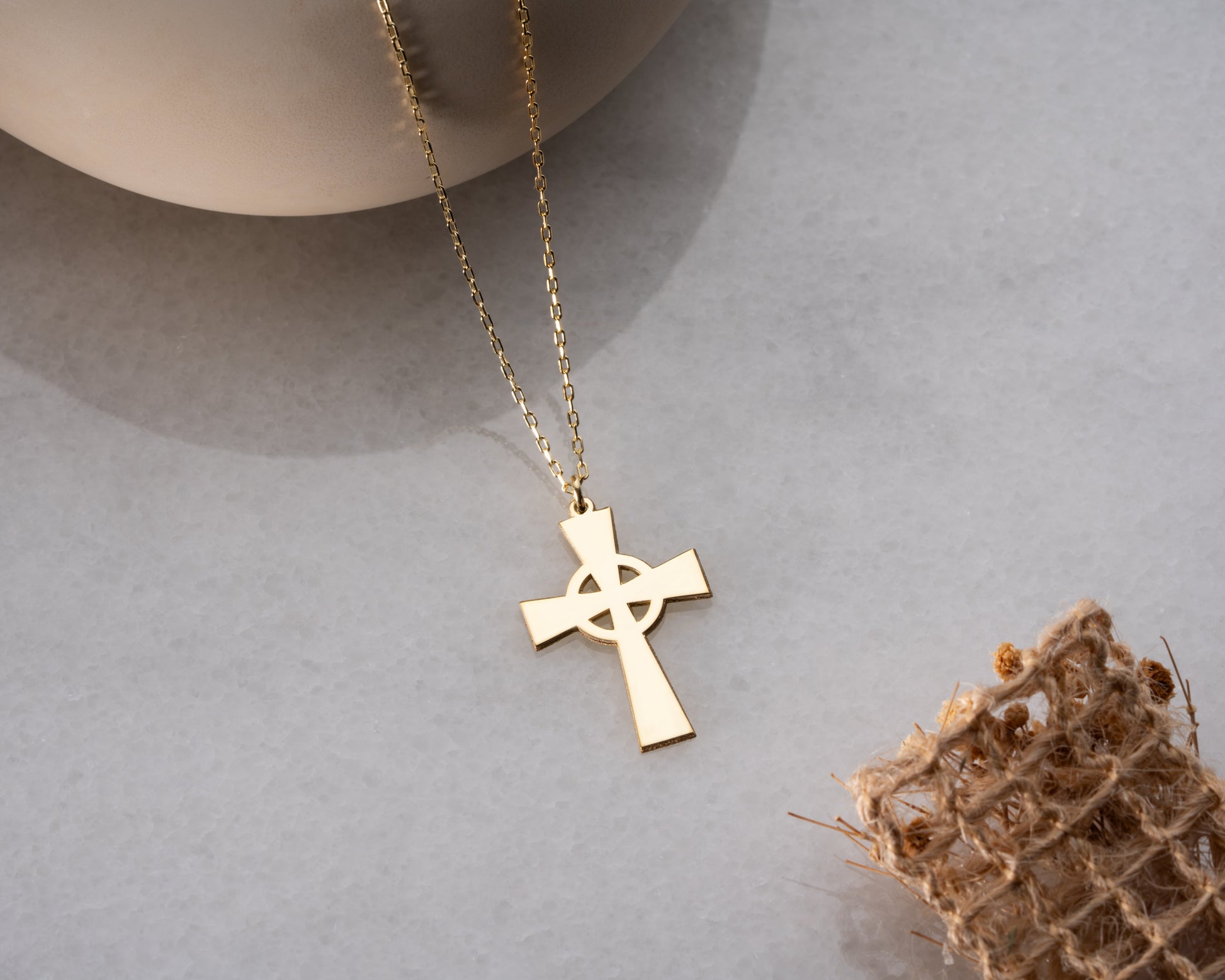 Celtic cross pendant model view