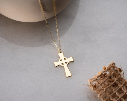 Celtic cross pendant model view