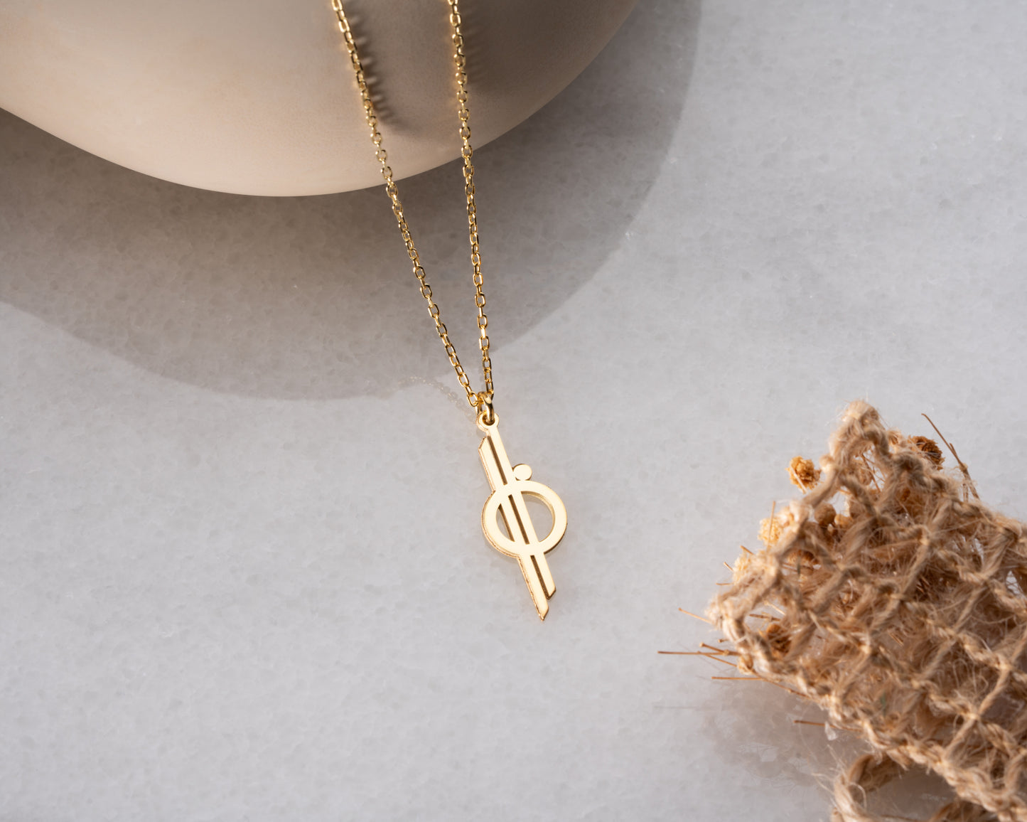 Circle cross pendant model view