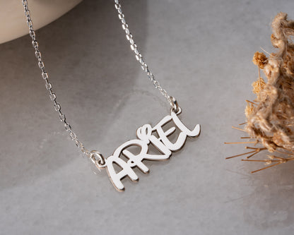 Personalized name necklace final detail