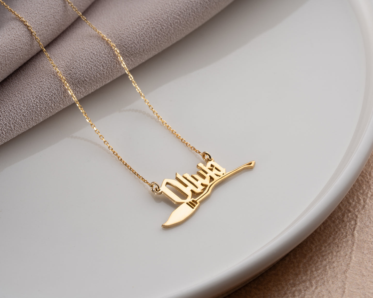 Personalized broom name necklace detail 11