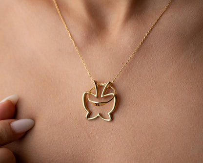 Nature motif ring holder necklace detail 4