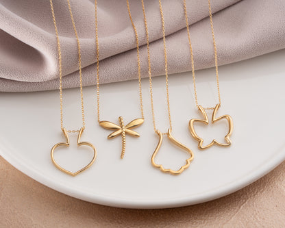 Nature motif ring holder necklace detail 7