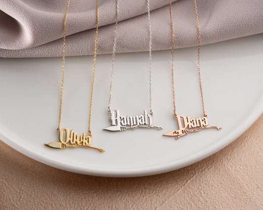 Personalized broom name necklace detail 2