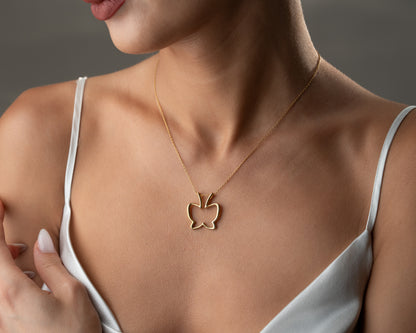Nature motif ring holder necklace detail 2