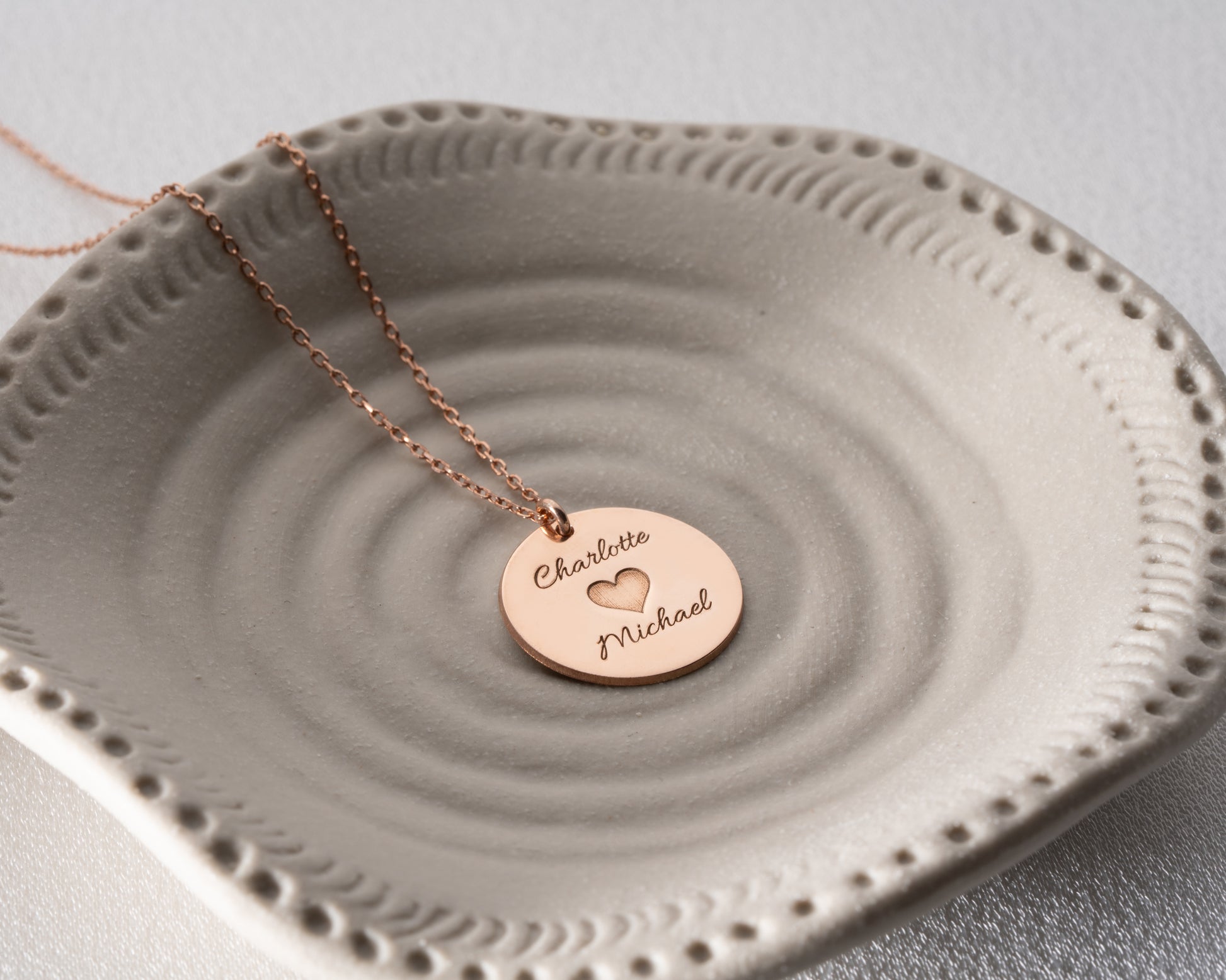 Personalized engraved disc necklace detail 7