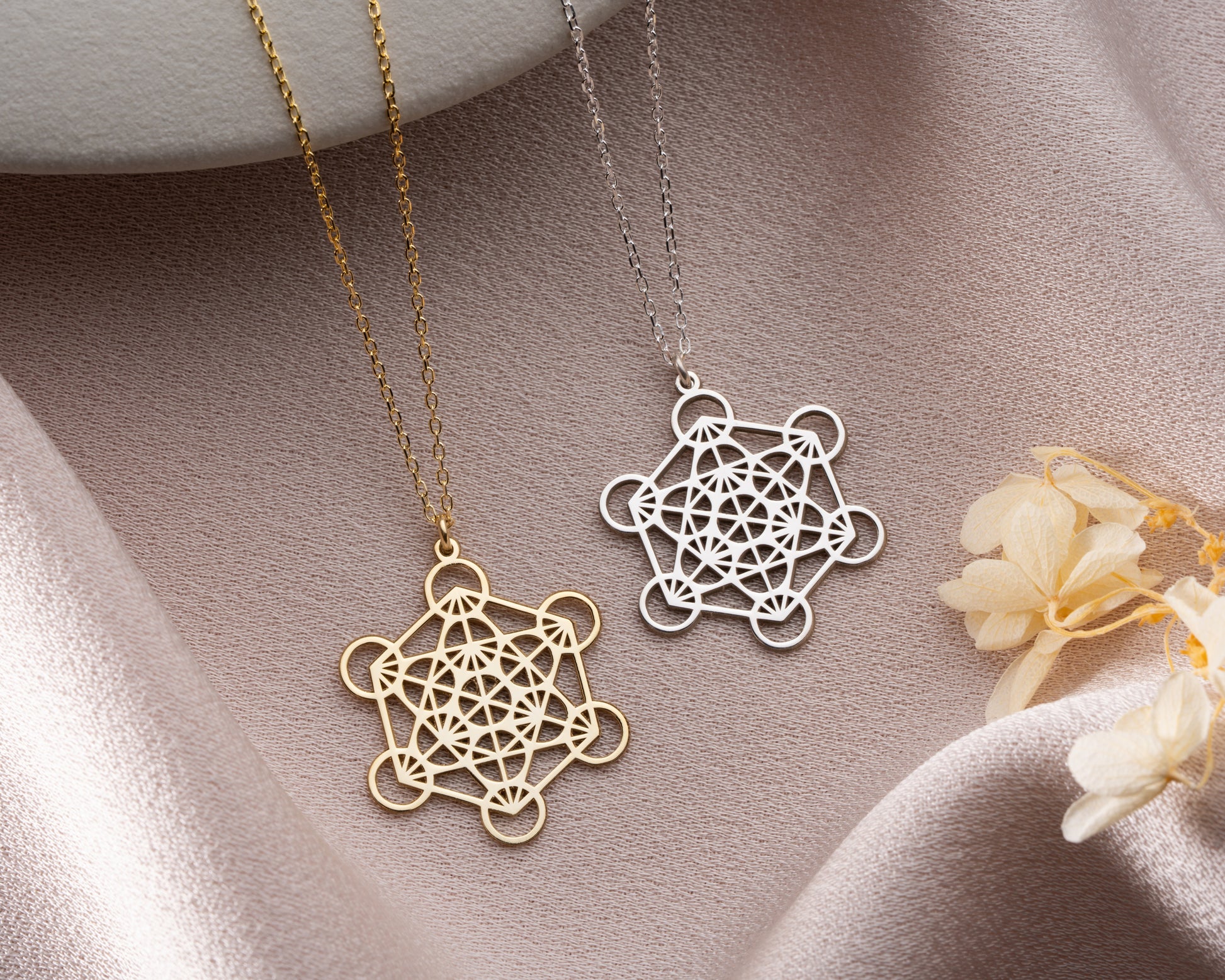 Gold Metatron's cube pendant detail