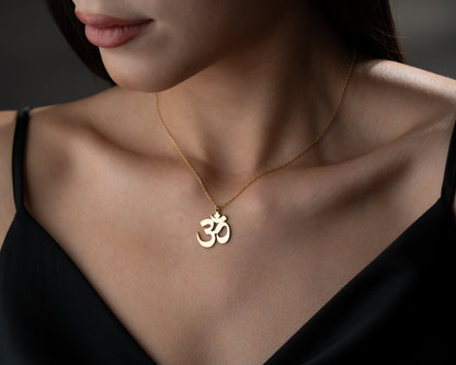 Hindu Aum spiritual pendant