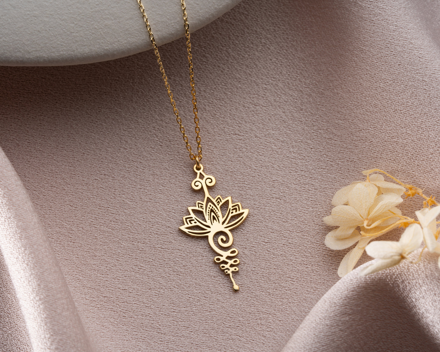 Lotus pendant finishes