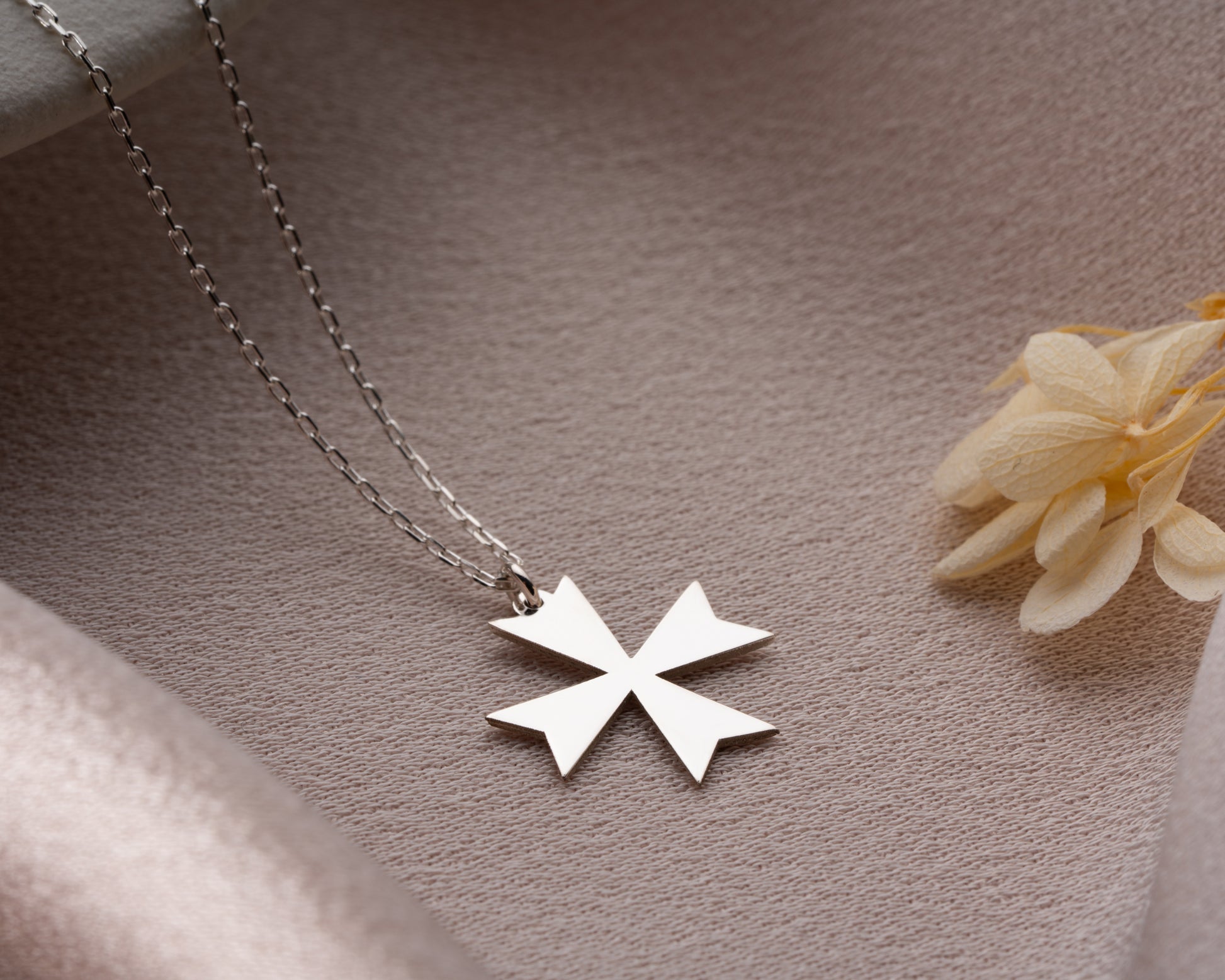 Maltese cross pendant necklace
