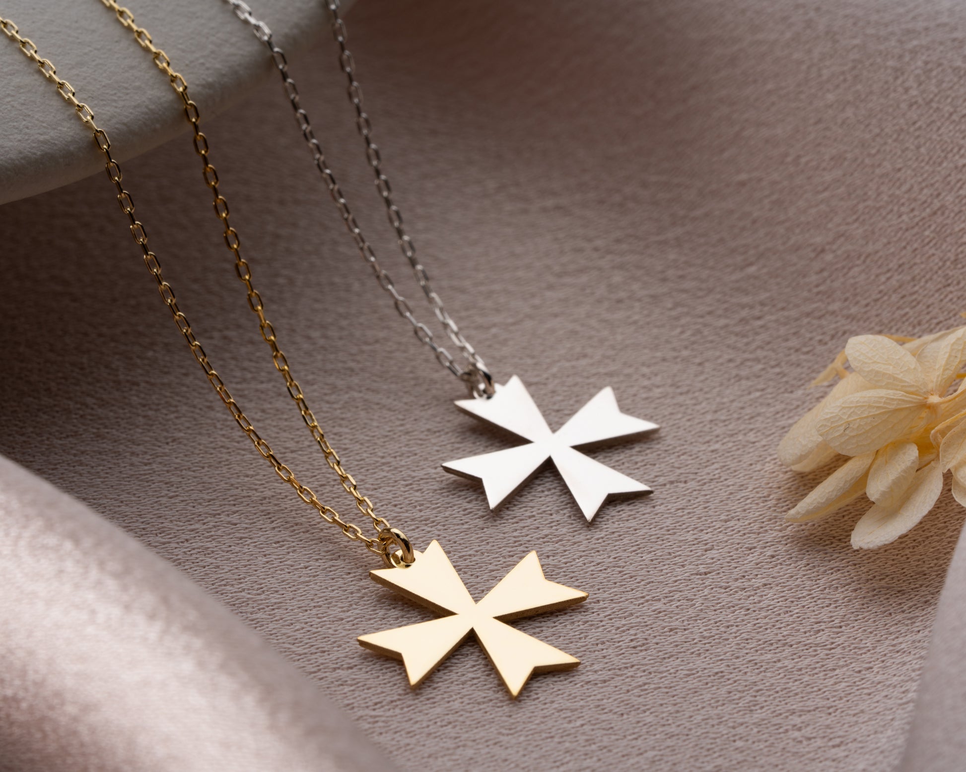 Maltese cross pendant necklace