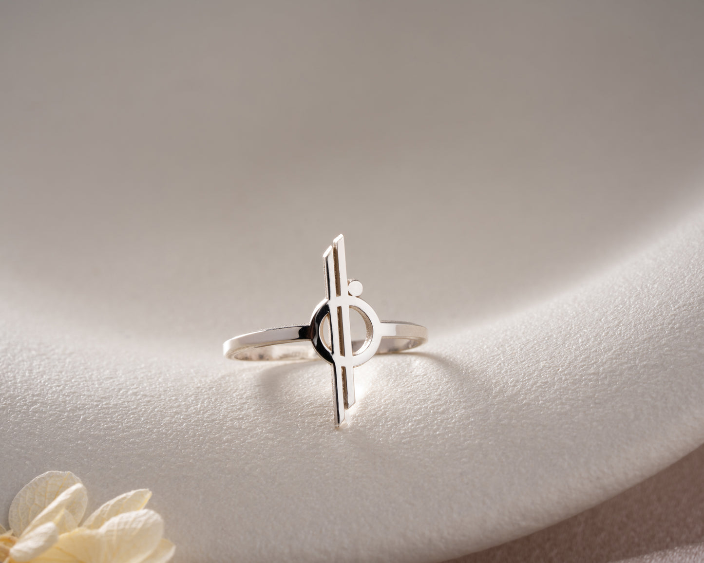 Minimalist orbit symbol ring in gold