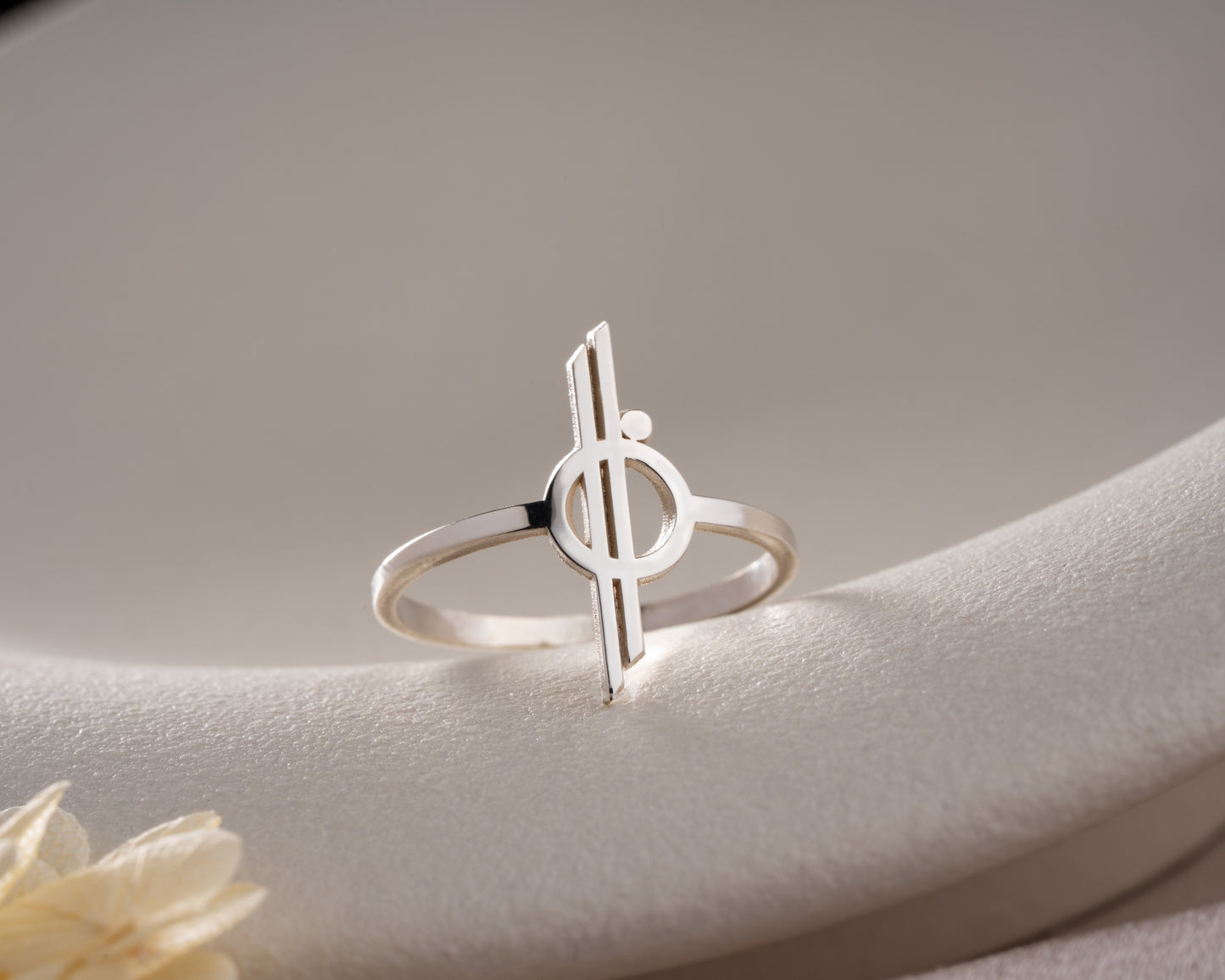 Minimalist orbit symbol ring in gold
