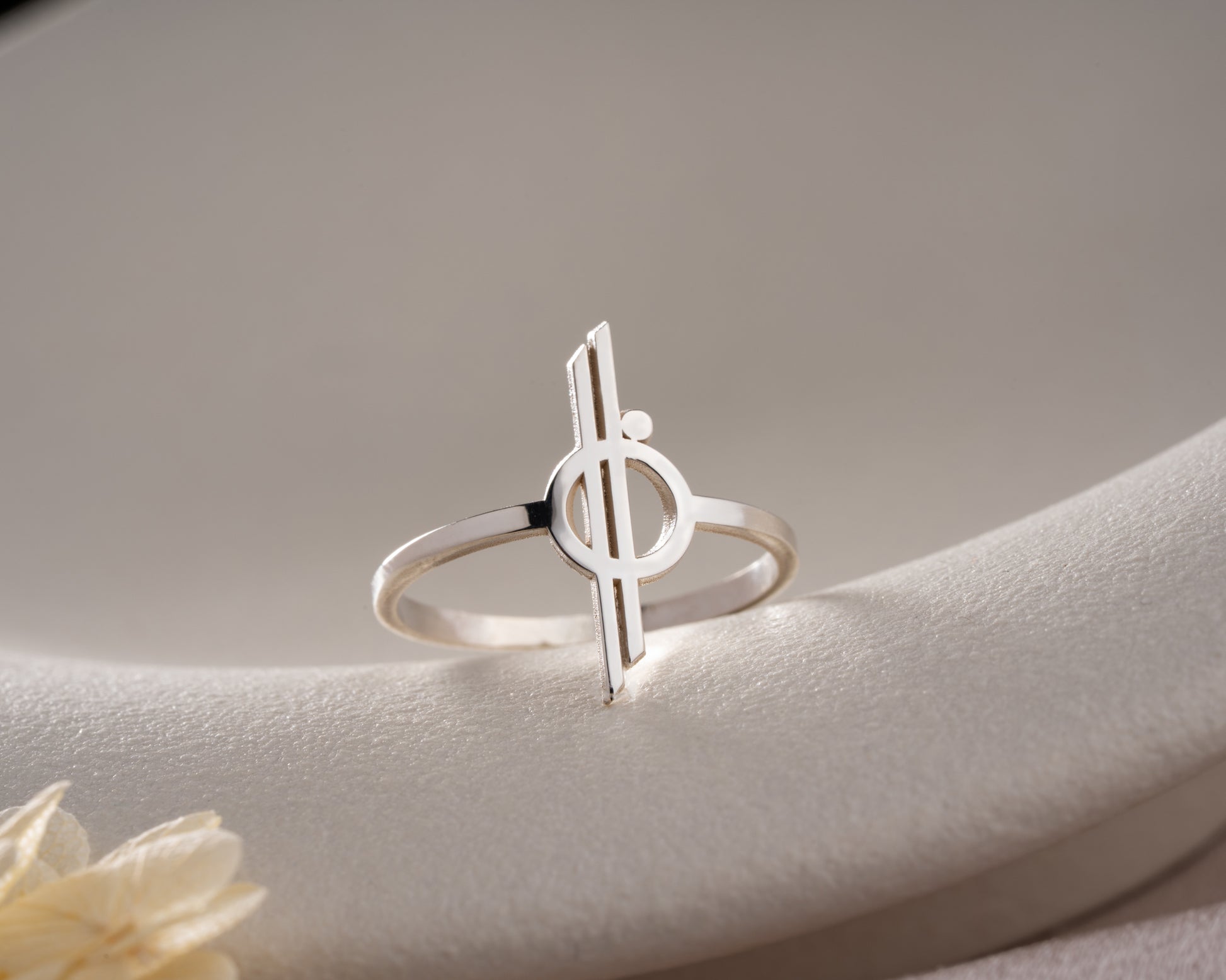 Minimalist orbit symbol ring in gold