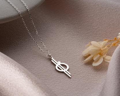 Modern circle pendant detail