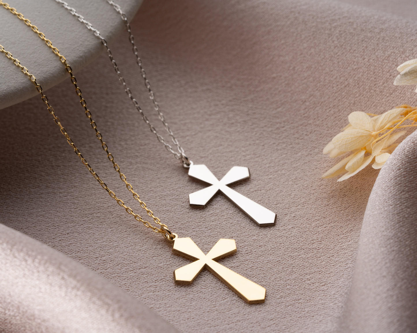 Modern cross necklace detail
