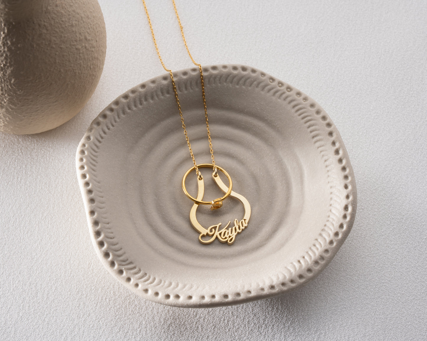 Name ring keeper pendant