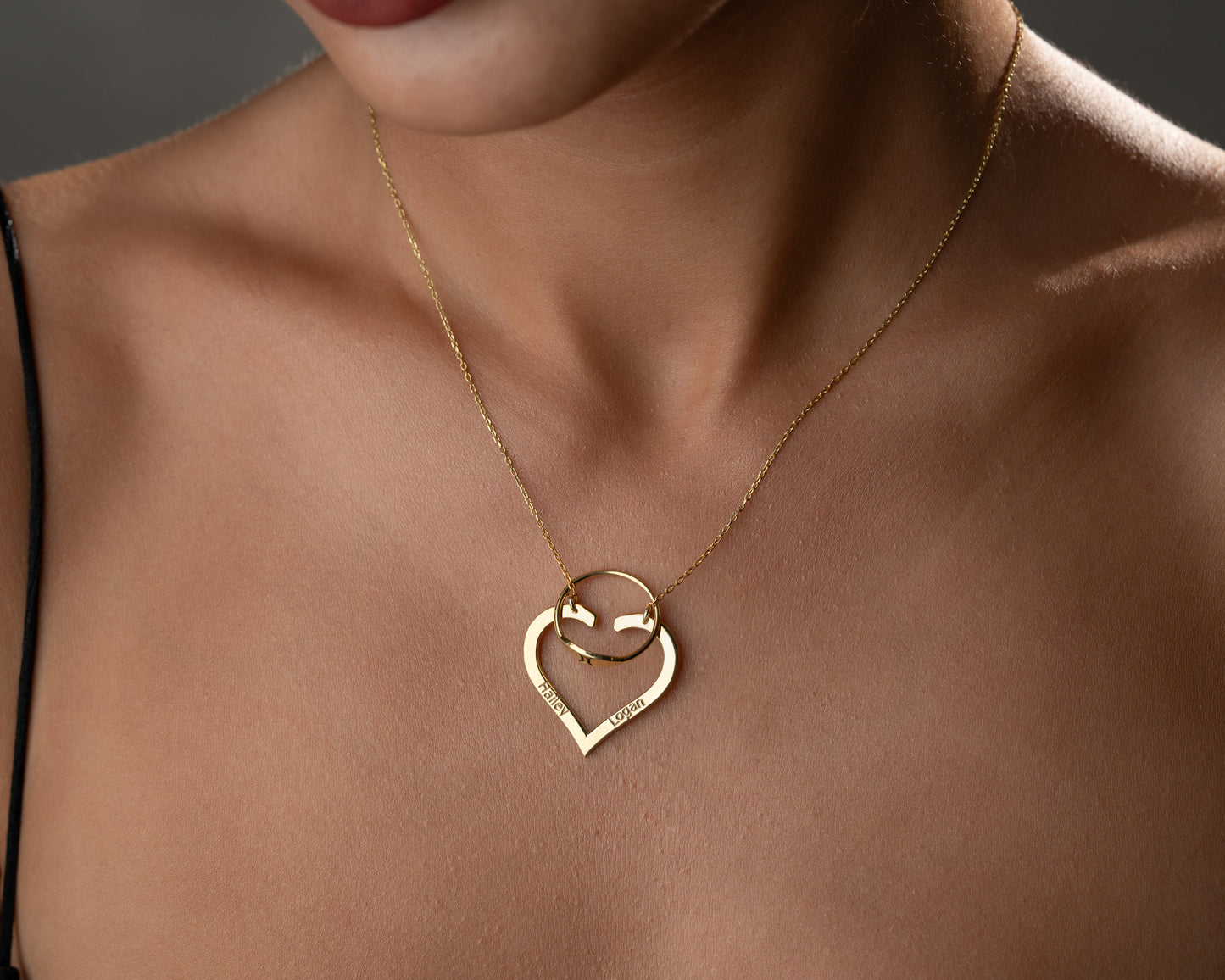Gold personalized heart name necklace