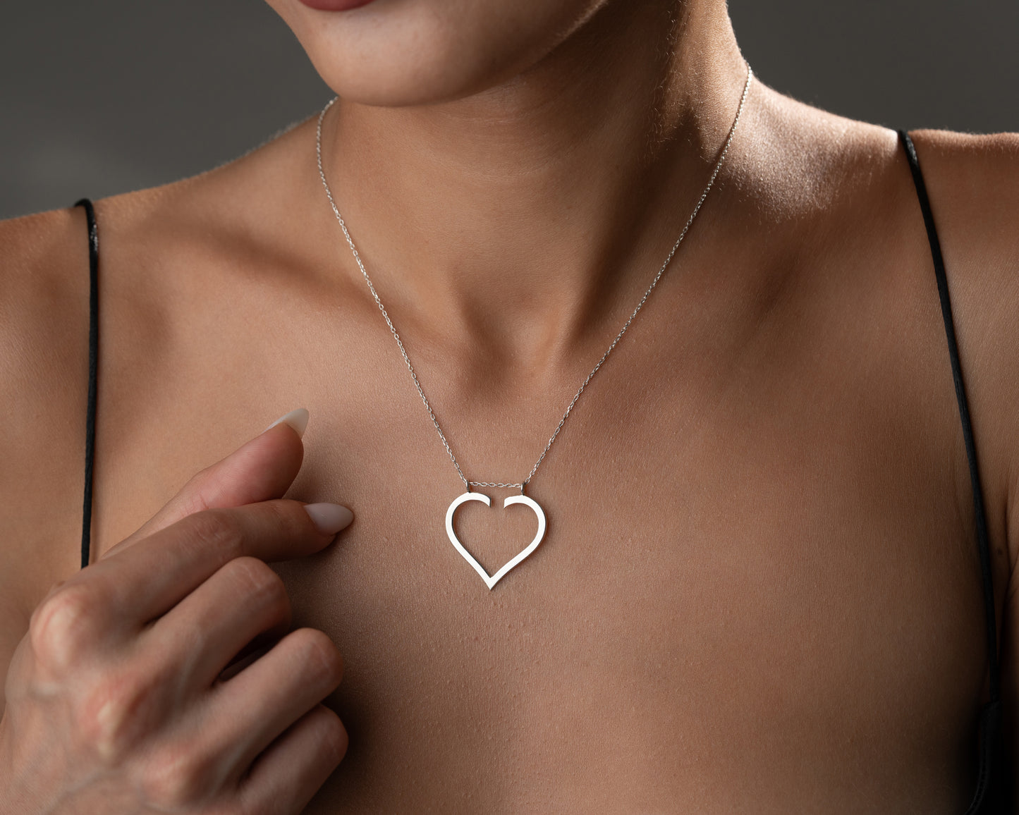 Personalized heart pendant in gold silver rose gold