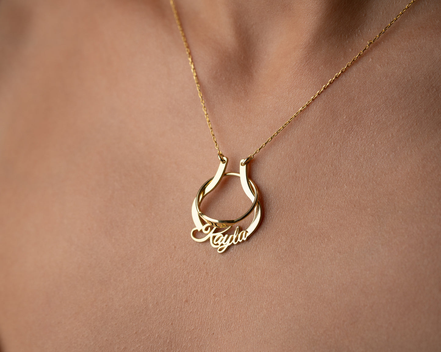 Personalized ring holder pendant with ring