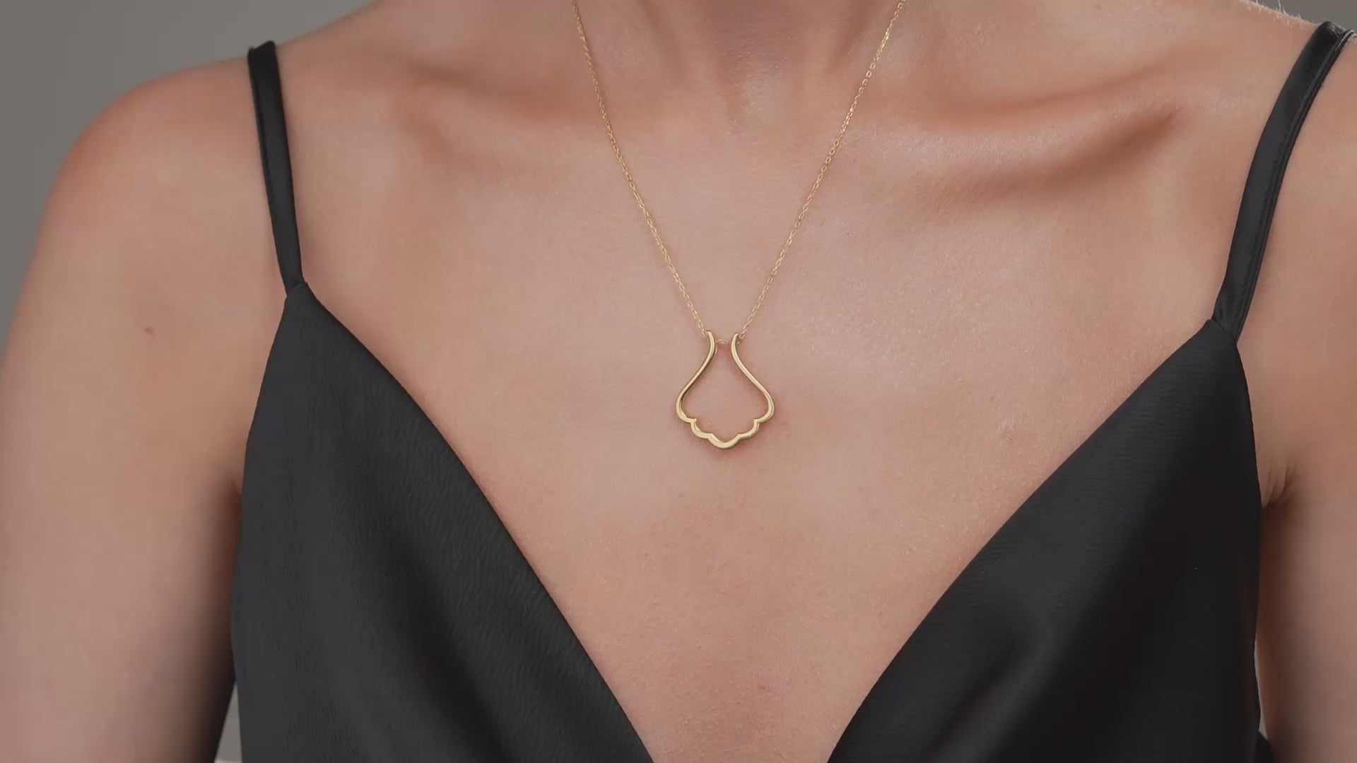 Nature motif ring holder necklace video
