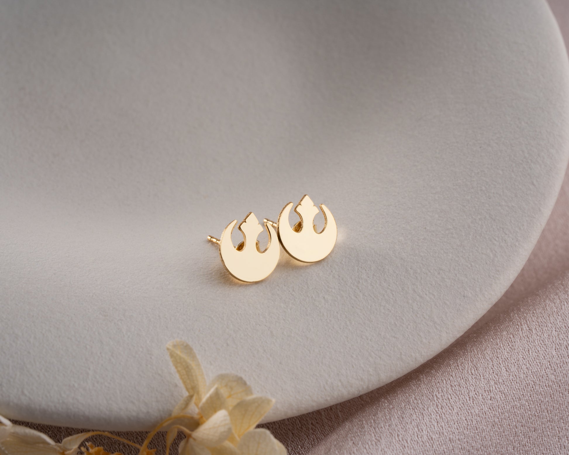 Fan inspired stud earrings gift idea