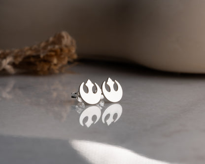Rebel inspired stud earrings final detail